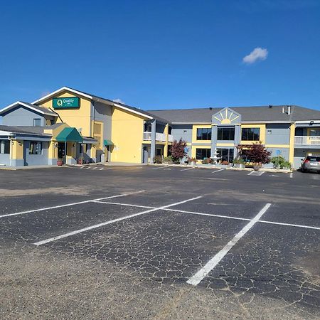 Quality Inn Grand Rapids Near Downtown Wyoming Exteriör bild