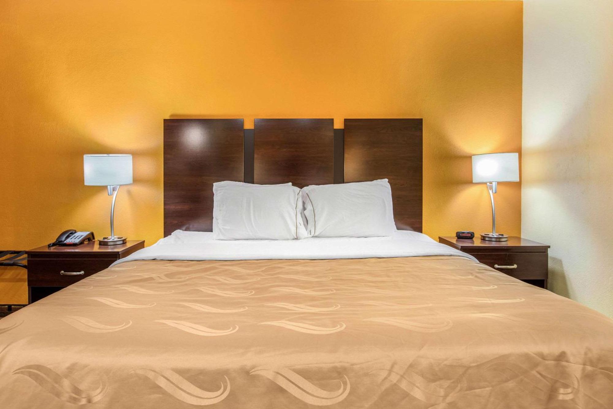Quality Inn Grand Rapids Near Downtown Wyoming Exteriör bild
