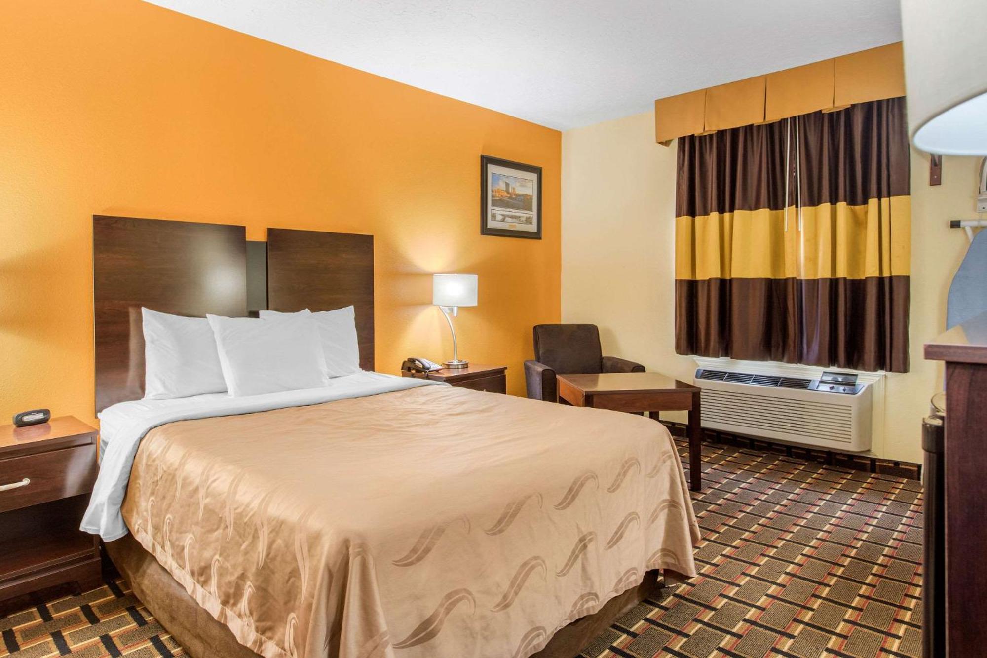 Quality Inn Grand Rapids Near Downtown Wyoming Exteriör bild