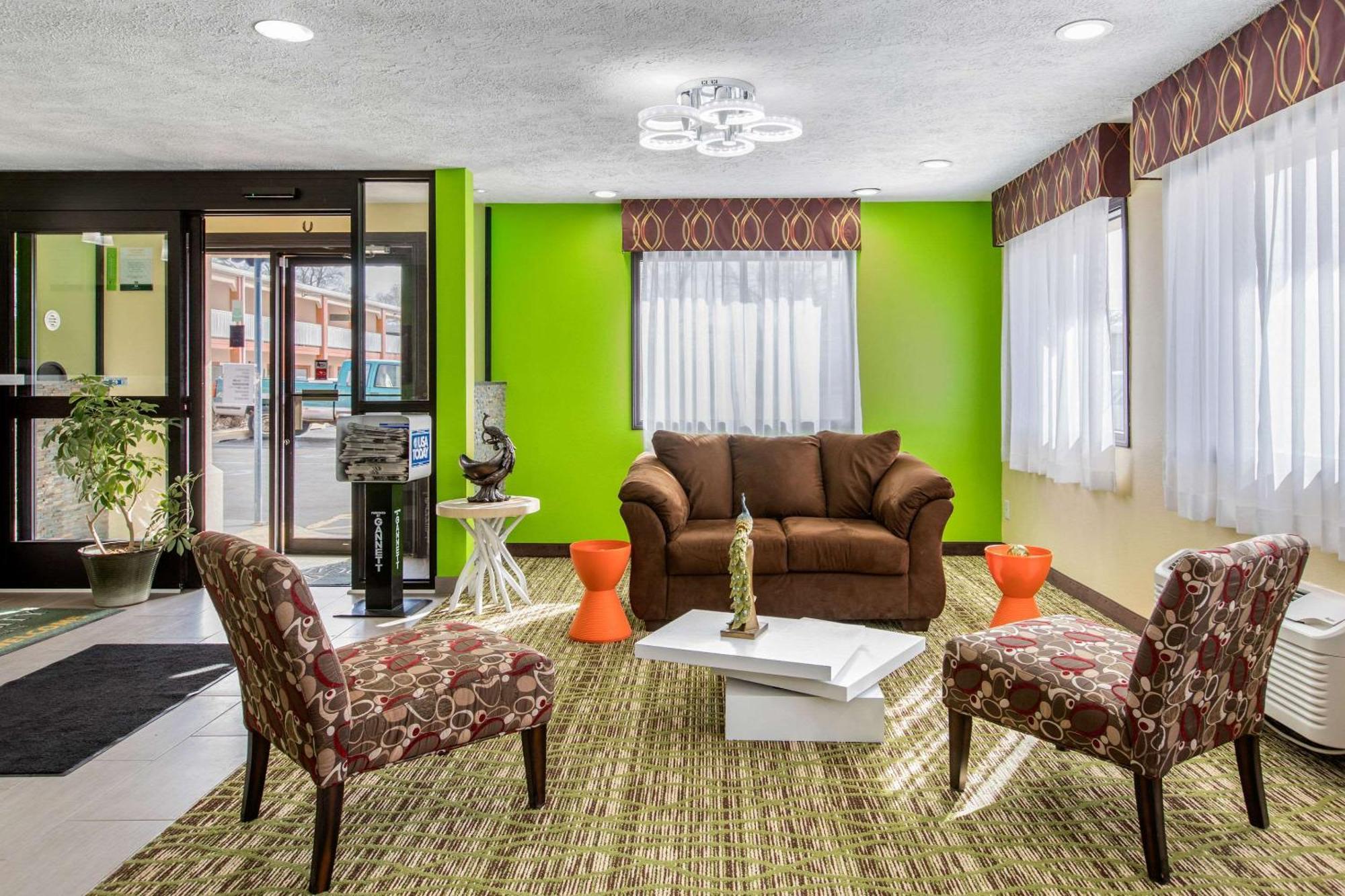 Quality Inn Grand Rapids Near Downtown Wyoming Exteriör bild