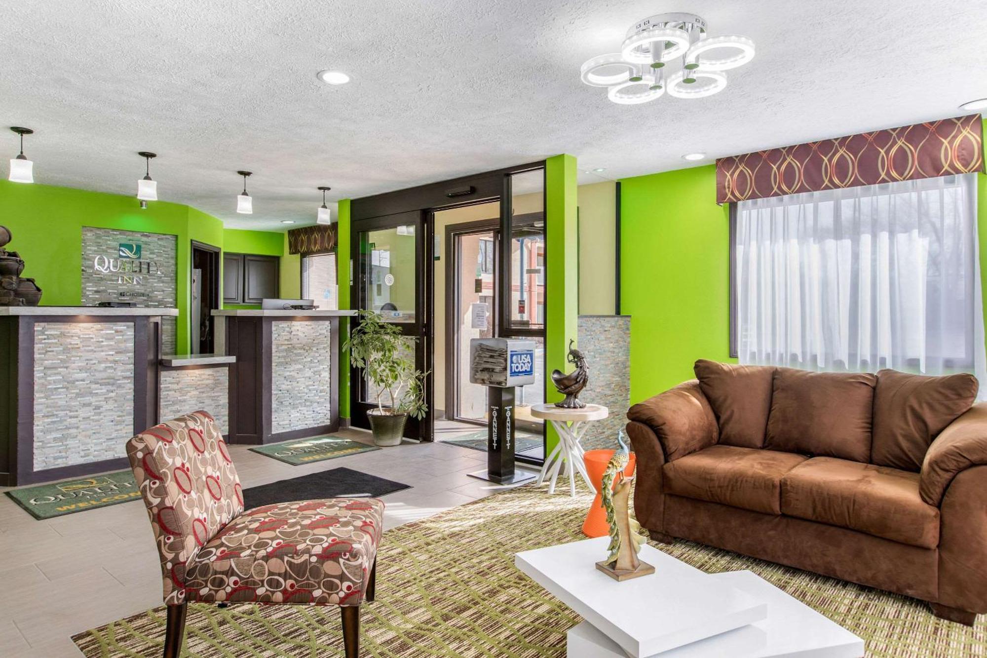 Quality Inn Grand Rapids Near Downtown Wyoming Exteriör bild