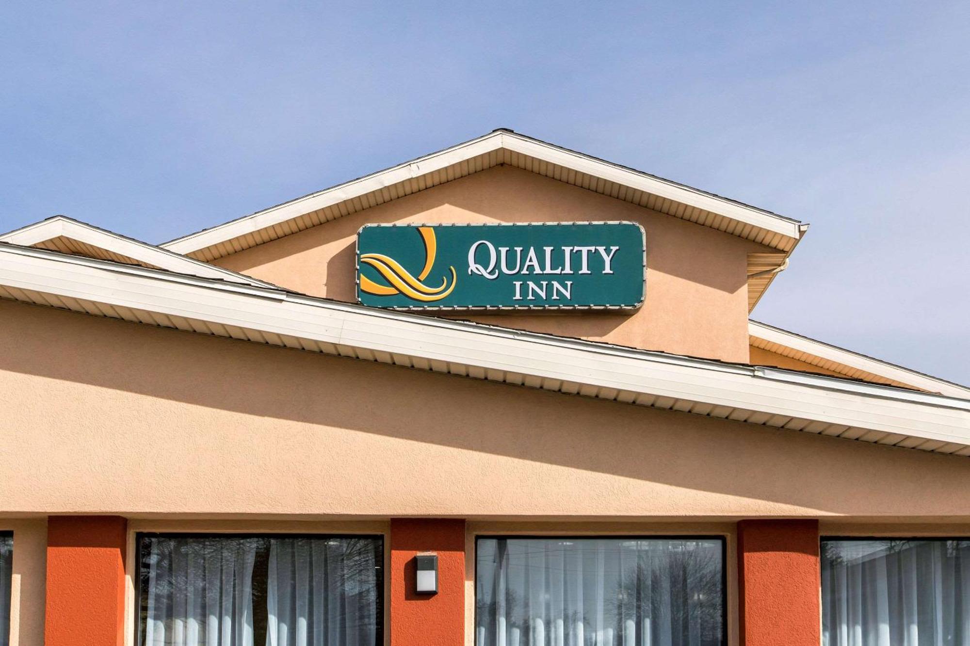 Quality Inn Grand Rapids Near Downtown Wyoming Exteriör bild
